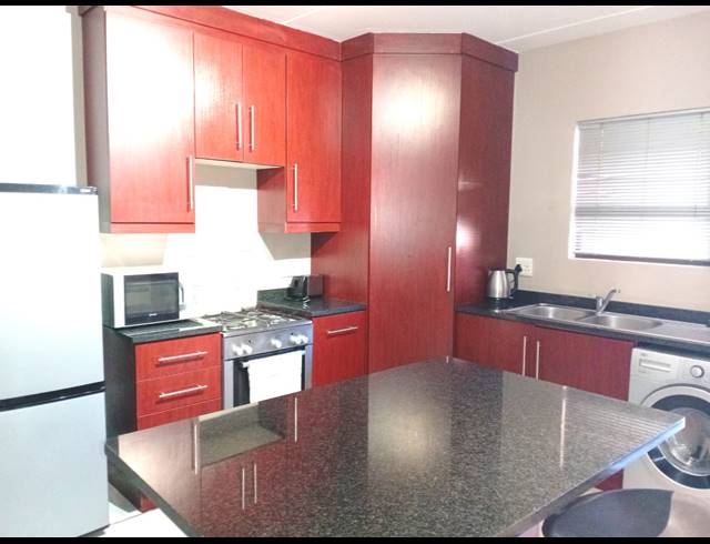 2 BEDROOM APARTMENT TO LET IN SECUNDA